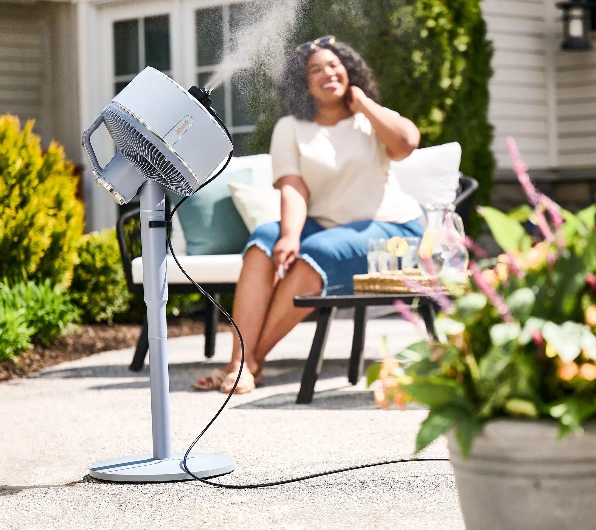 Shark Flexbreeze Indoor/Outdoor Cordless Fan W/ Car Charger